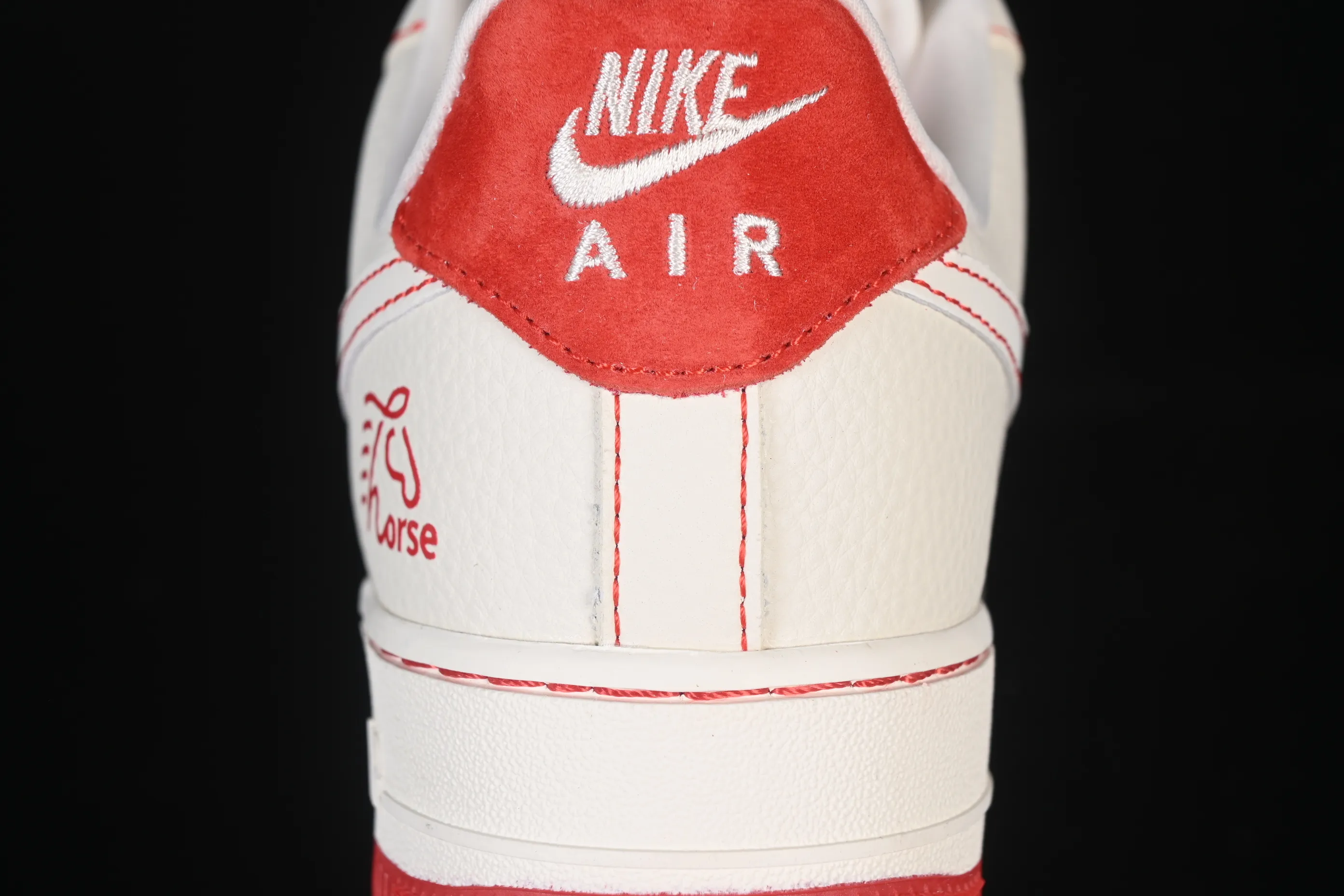 All categories Nk Air Force 1 Air Force series Nk Air Force 1 Low Air Force low-top Nike Air Force 1'07 Low Year of the Horse joint Red Horse Air Force 1 low-top casual sneakers XL1979-133